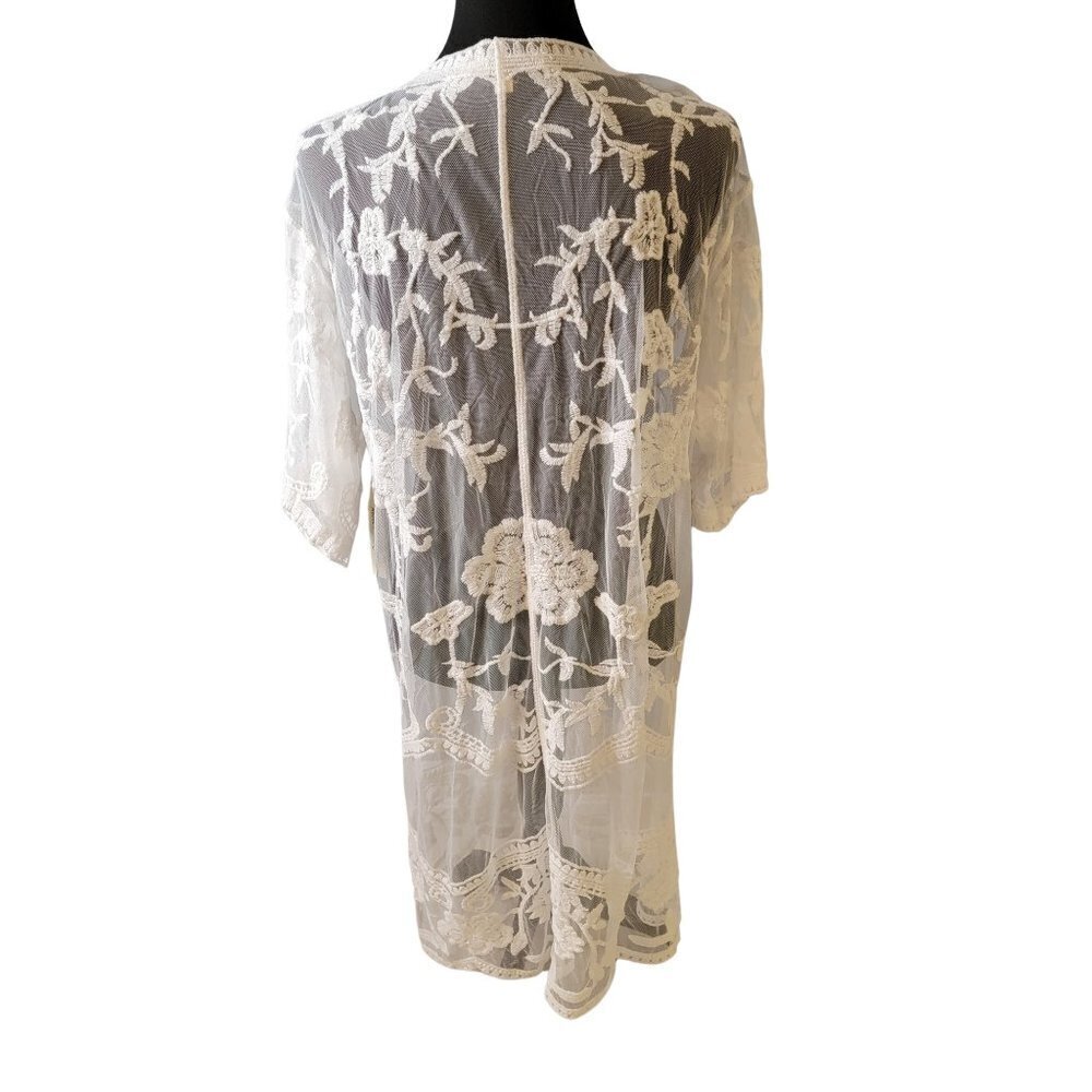 Above and Beyond White Beach Coverup Casual Bohemian Lace NWT NEW Size M - Picture 3 of 9